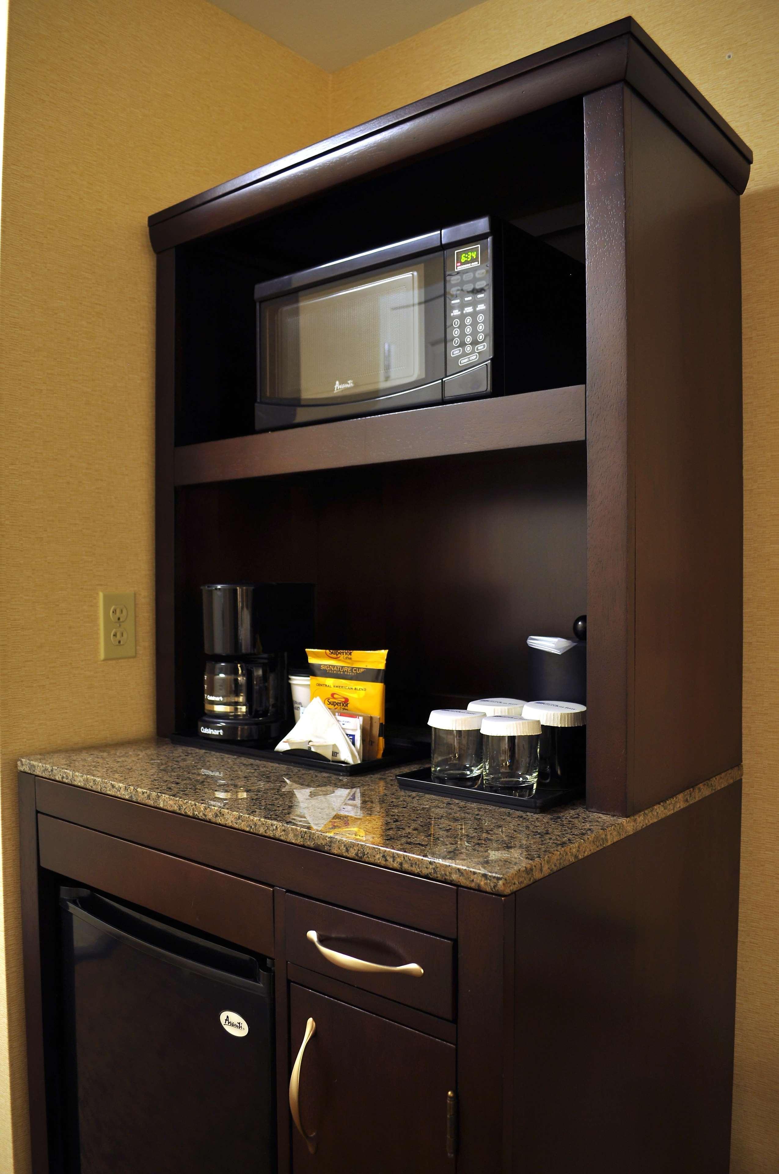 Hilton Garden Inn St. Louis Airport Berkeley Restoran gambar