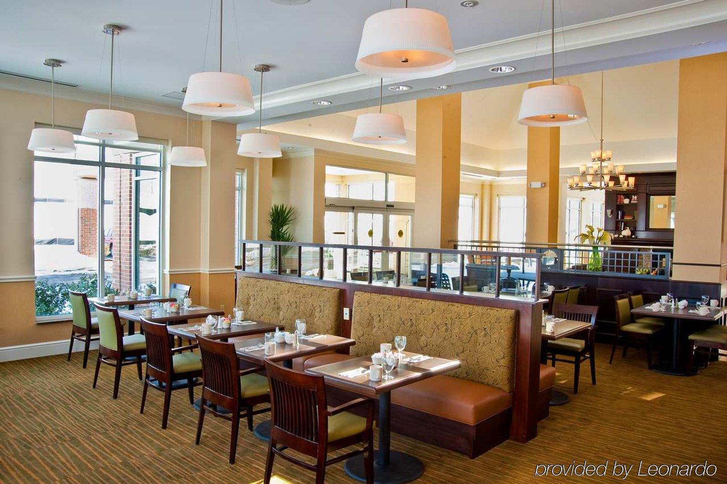 Hilton Garden Inn St. Louis Airport Berkeley Restoran gambar